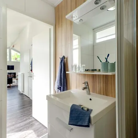 Chalet Strandhaus La Am Veluwemeer Im Europarcs Bad Hoophuizen Hulshorst